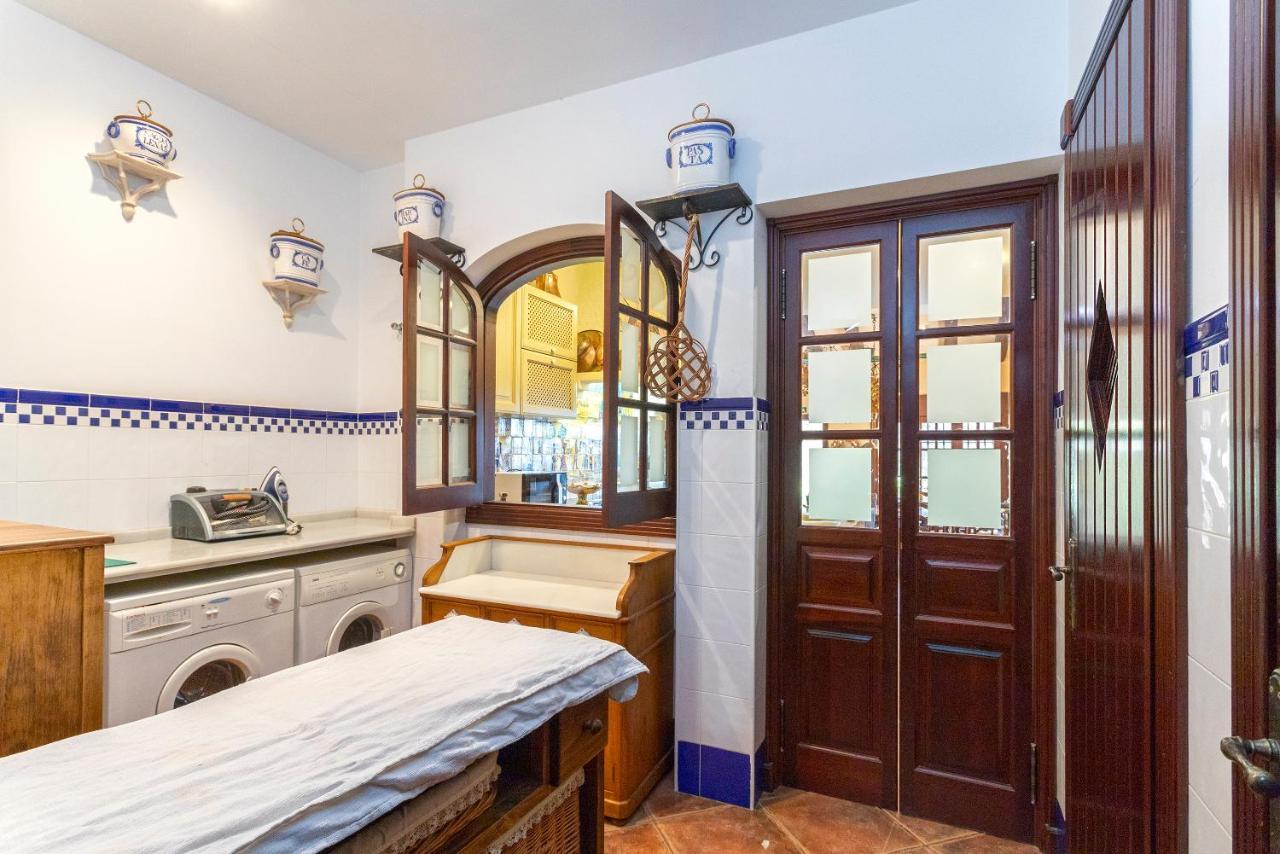Casa Flores Con Piscina Interior Climatizada Alcaucín Exteriör bild